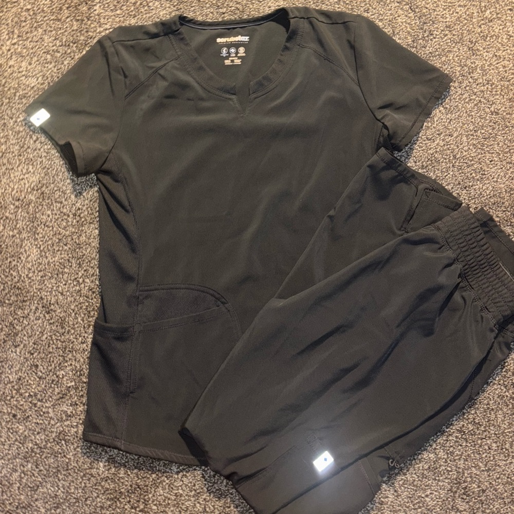 Scrubstar Black Scrub Set